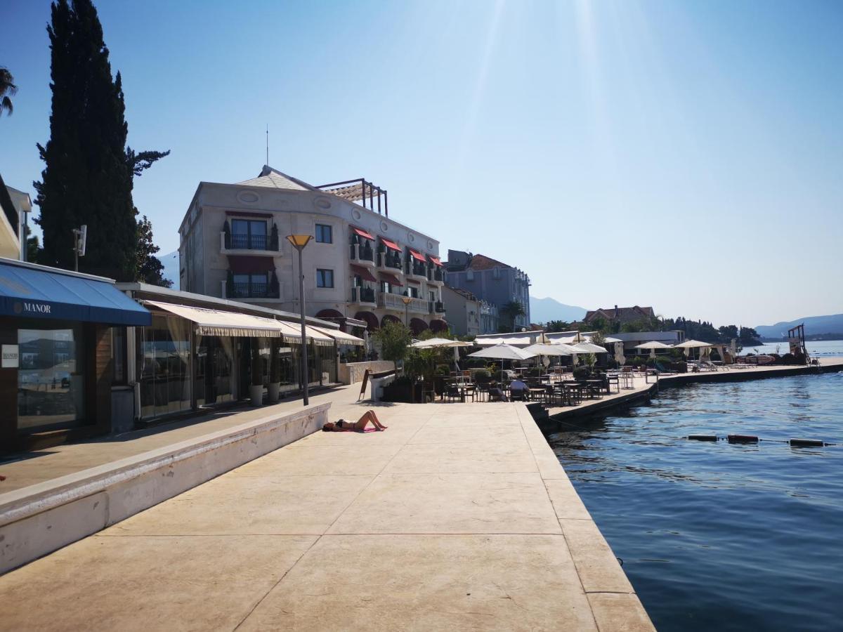 Seafront Apartments ติวัต ภายนอก รูปภาพ