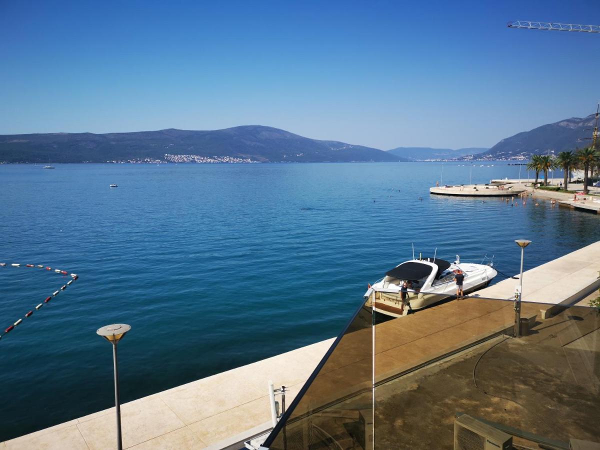 Seafront Apartments ติวัต ภายนอก รูปภาพ